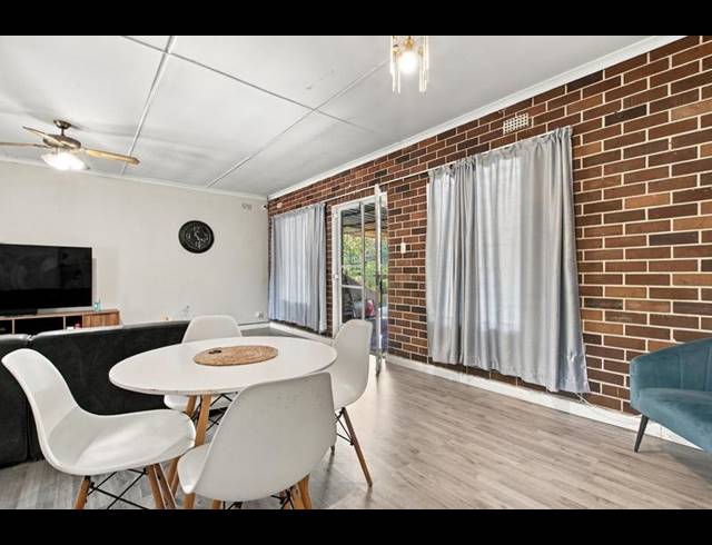 3 BEDROOM HOUSE FOR SALE IN PRESTBURY